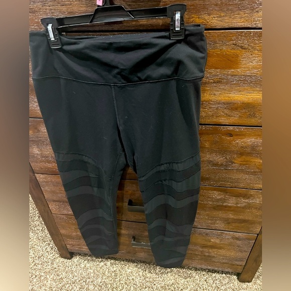 🩶🖤VS PINK‎ L - Picture 1 of 3